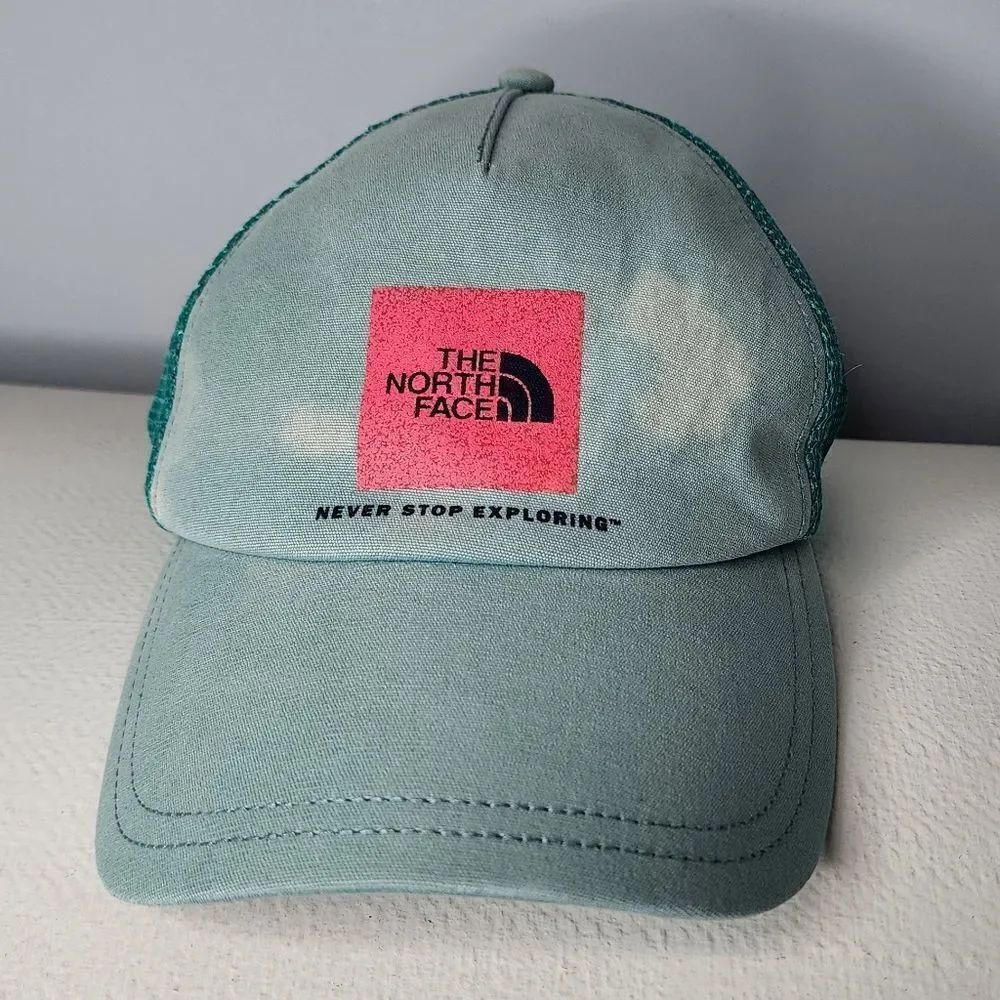 The North Face Hat Snapback Baseball Cap Distressed Teal Mesh Back Classic Fit